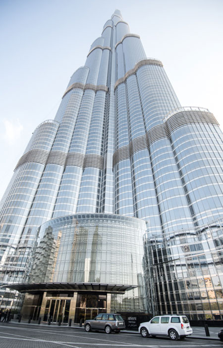 L'entrée du gratte ciel Burj Khalifa