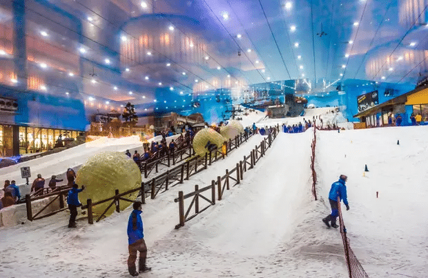 Faire du Ski a Dubai : activité sportive, originale et inédite